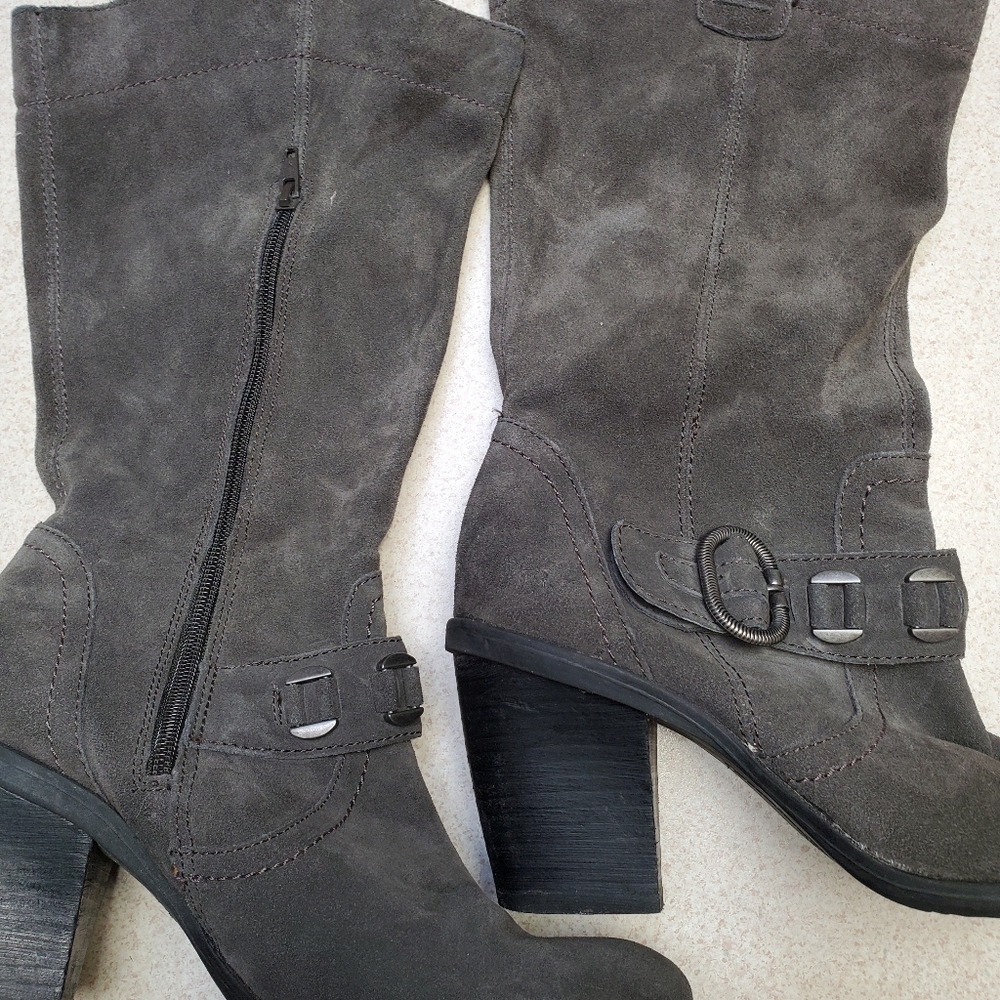 BARETRAPS BOOTS SIZE 9 MEDIUM WIDTH